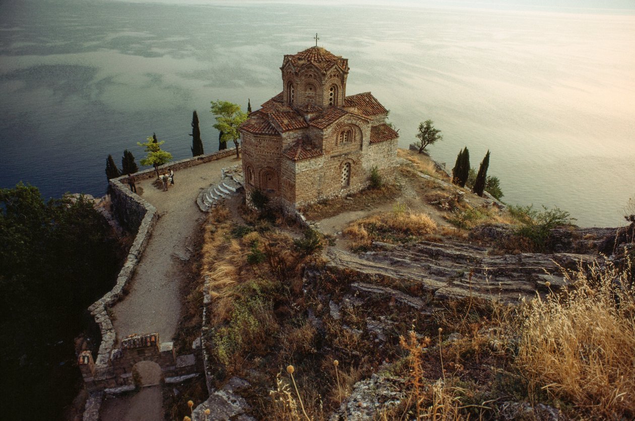 Az Ohridi régió a világörökség része. KANEO SZENT JÁNOS TEMPLOMA, OHRIDI TÓ, JUGOSZLÁVIA. alkotó: James L Stanfield