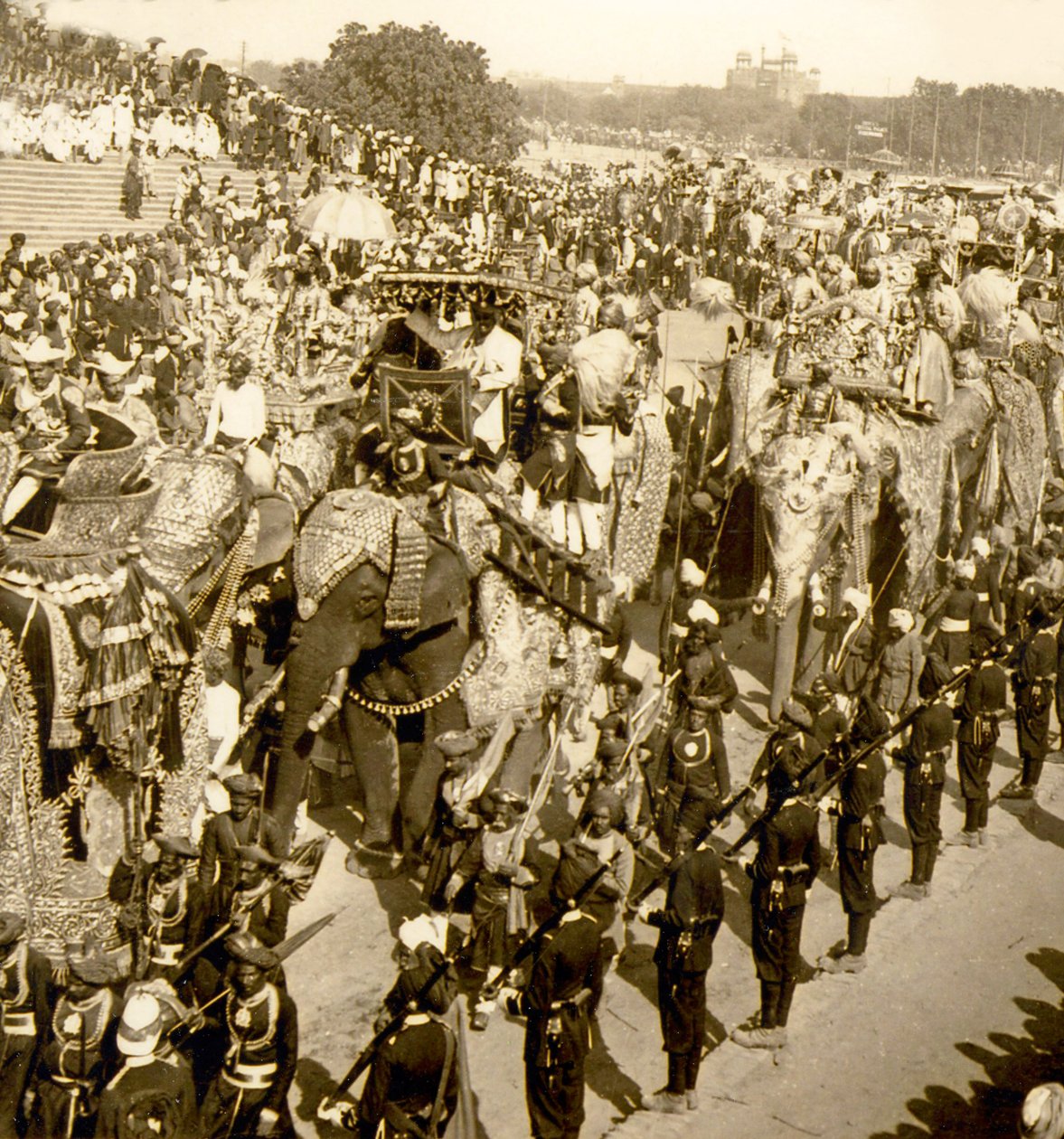 A Nagy Durbar körmenet, Delhi, India. 1903 (fotó) alkotó: James Ricalton
