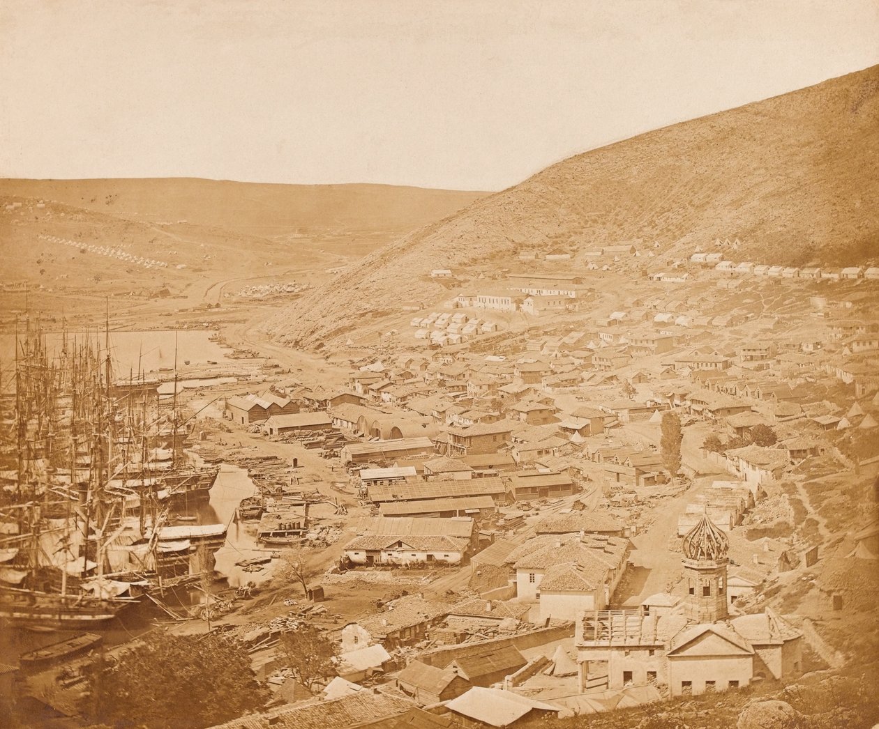 Balaklava észak felé néz, 1855 alkotó: James Robertson