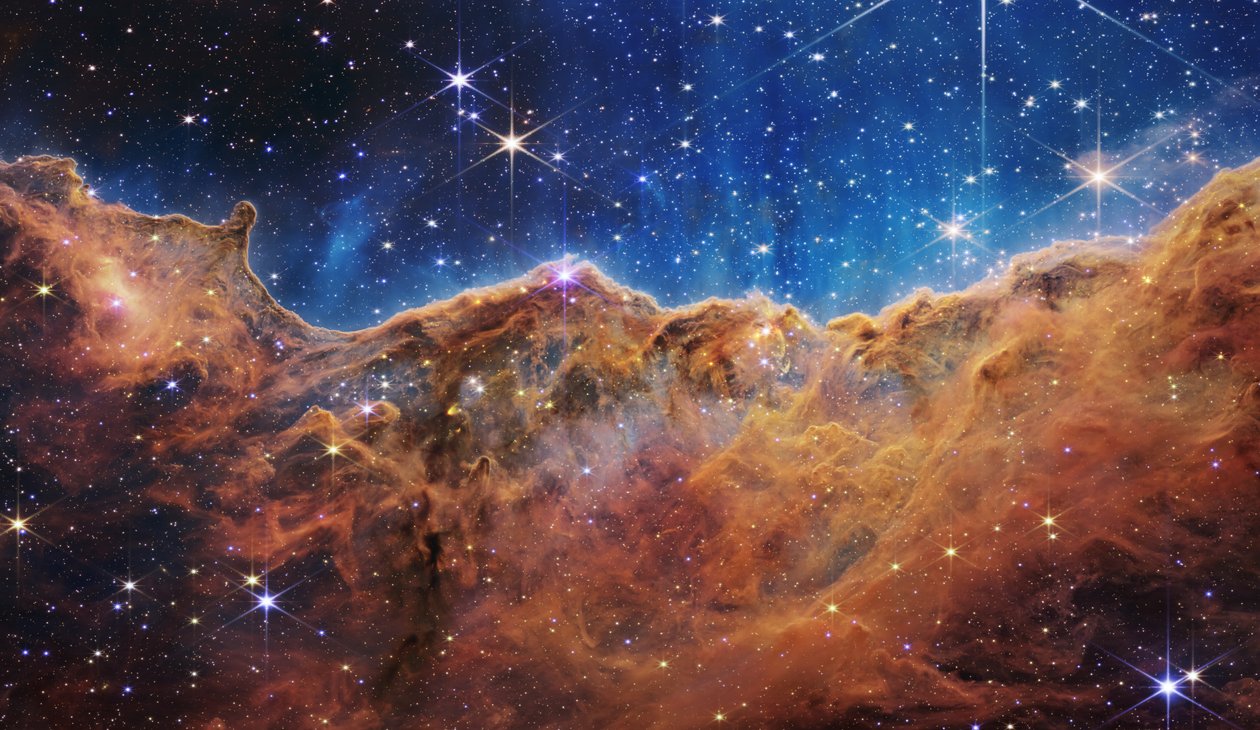 Kozmikus sziklák a Carina-ködben (NIRCam kép) alkotó: James Webb Space Telescope (NASA)