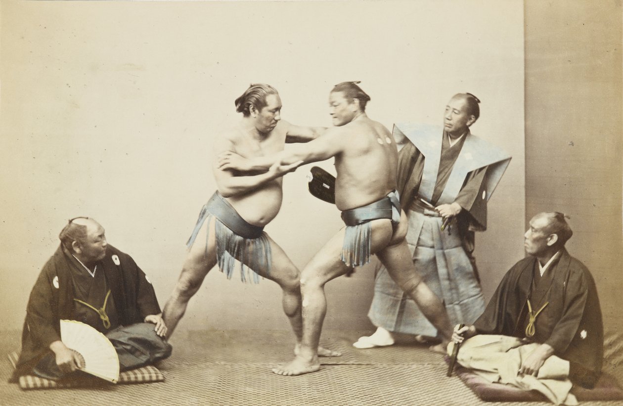 Szumóbirkózók (kézzel színezett bw fotó) alkotó: Japanese Photographer