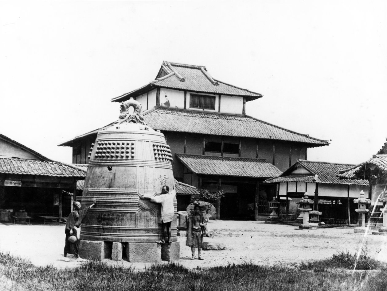 The Daibutsu Bell, Kyoto, Japan, c.1870s alkotó: Japanese Photographer