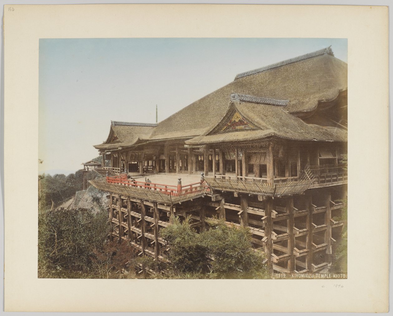 Kiyomidzu templom, Kiotó, Japán, 1890 körül (kézzel színezett fekete-fehér fotó) alkotó: Japanese Photographer