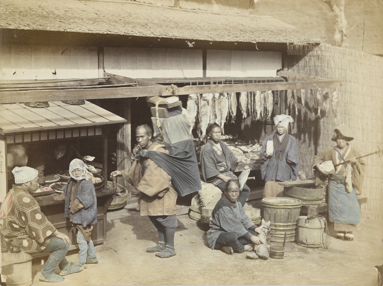 Piactér Japánban (kézzel színezett fekete-fehér fotó) alkotó: Japanese Photographer