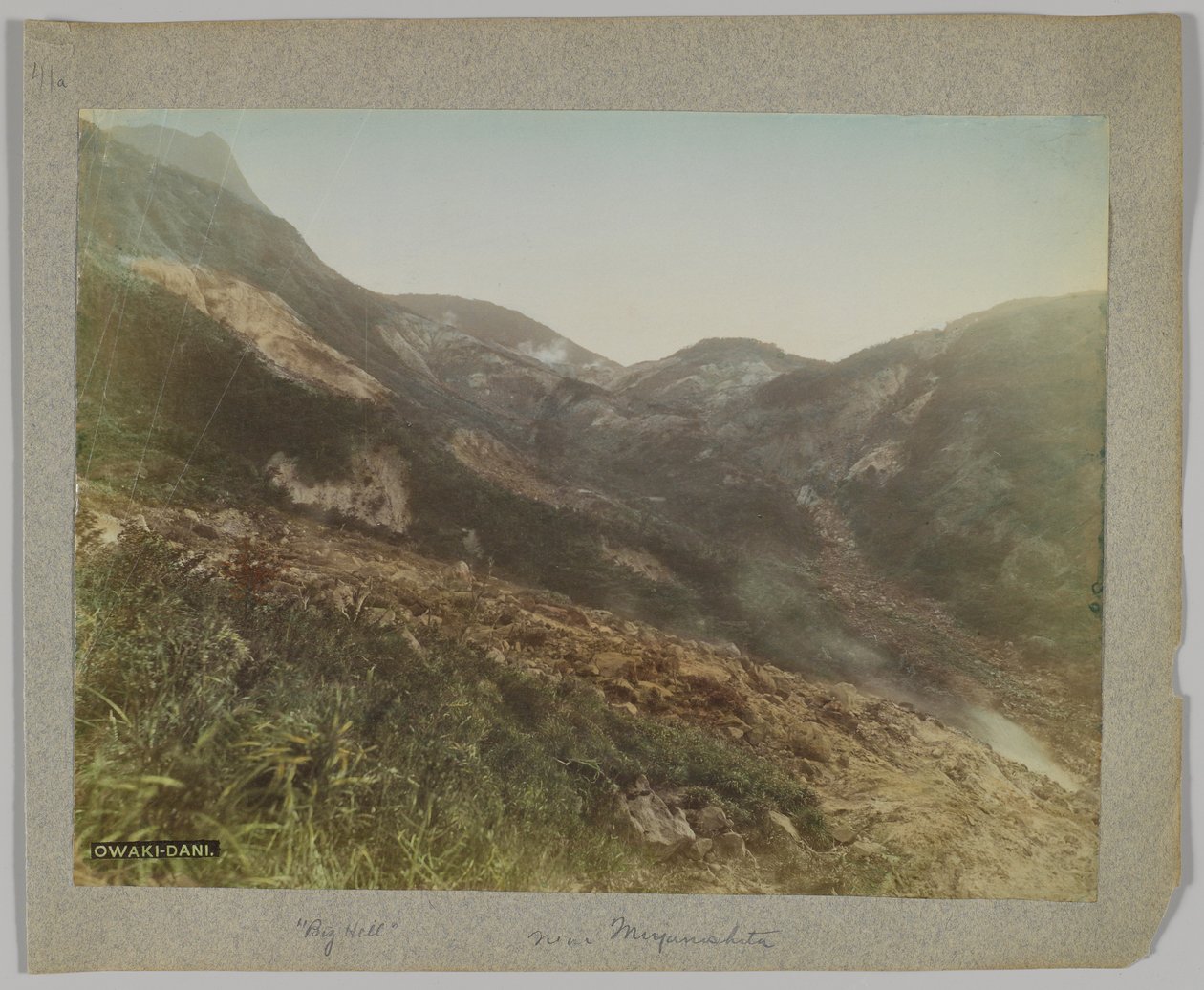 Owakudani, Hakone, Kanagawa prefektúra, Japán (kézzel színezett fekete-fehér fotó) alkotó: Japanese Photographer