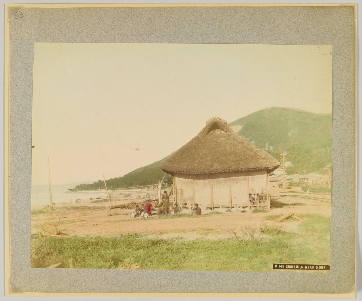 Sumaura, Kobe közelében, Japán (kézzel színezett fekete-fehér fotó) alkotó: Japanese Photographer