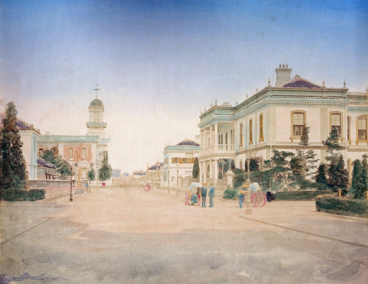 Kilátás Yokohama város főutcájára, 1890 körül (kézzel színezett fotó) alkotó: Japanese Photographer