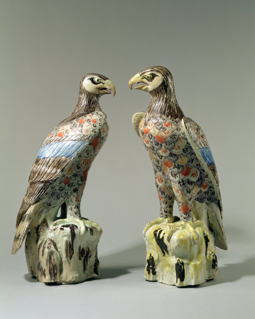 Egy pár Arita sas, 1695 (porcelán) alkotó: Japanese School