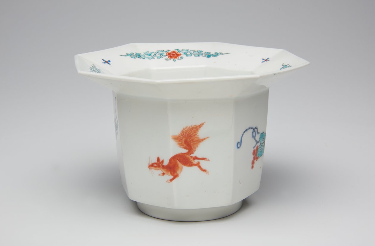 Csésze, 17. század vége – 18. század eleje (Kakiemon, porcelán mázas zománccal) alkotó: Japanese School