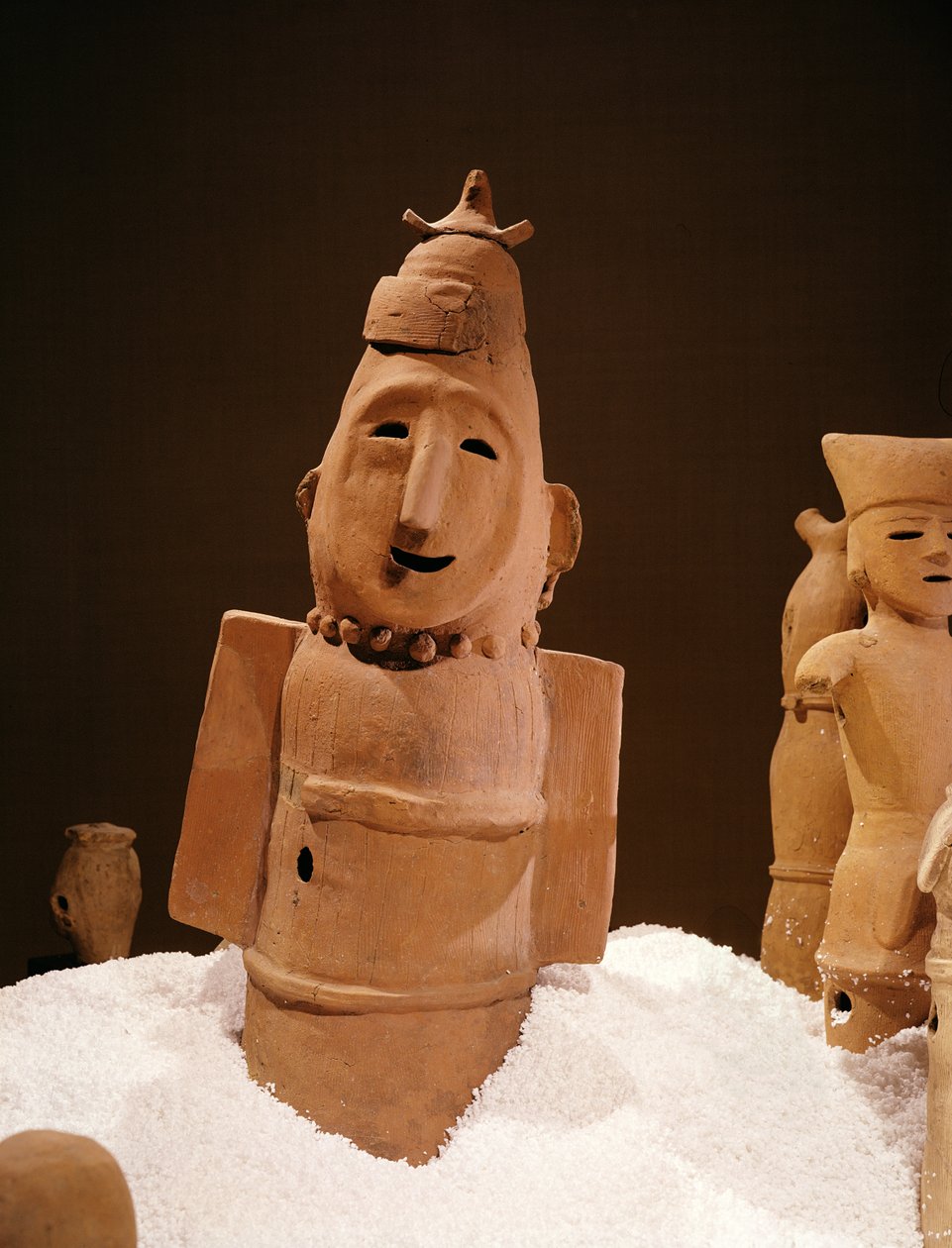 Haniwa (terrakotta) alkotó: Japanese School