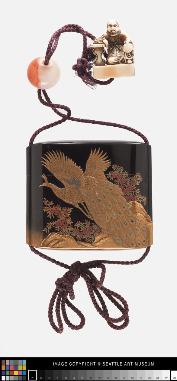 Pávával, ojime-mal, ill netsuke alkotó: Japanese School