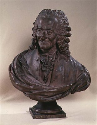 Voltaire mellszobra (1694-1778) alkotó: Jean Baptiste Antoine Cadet de Beaupre