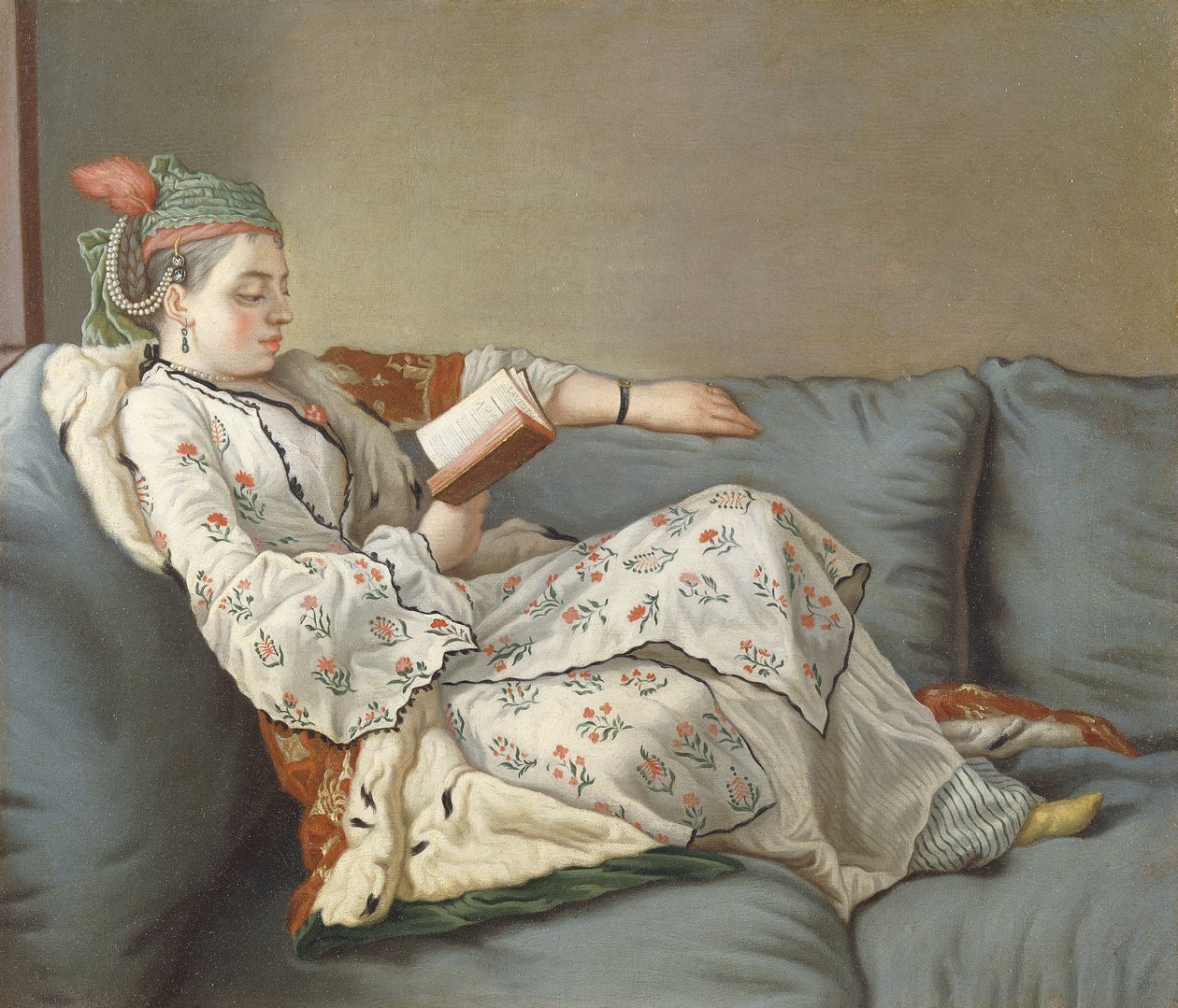 La Sultane Lisant", Egy török kosztümös hölgy olvas a díván, alkotó: Jean Étienne Liotard