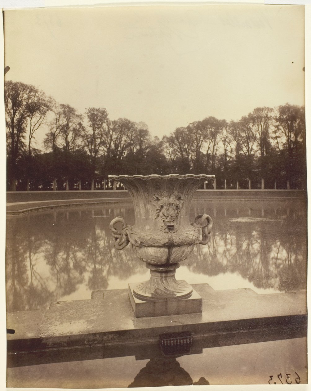 Versailles, Bassin de Neptune alkotó: Jean Eugène Auguste Atget