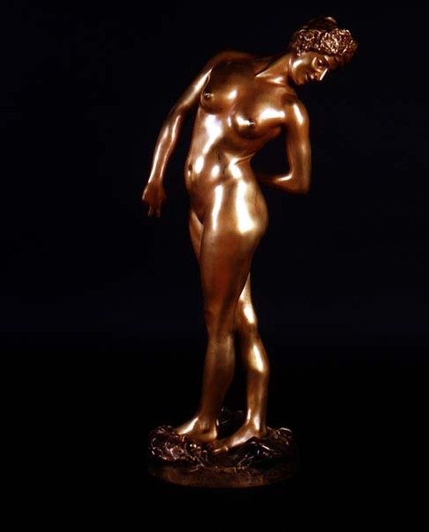 Aktfigura (aranyozott bronz) alkotó: Jean Leon Gerome