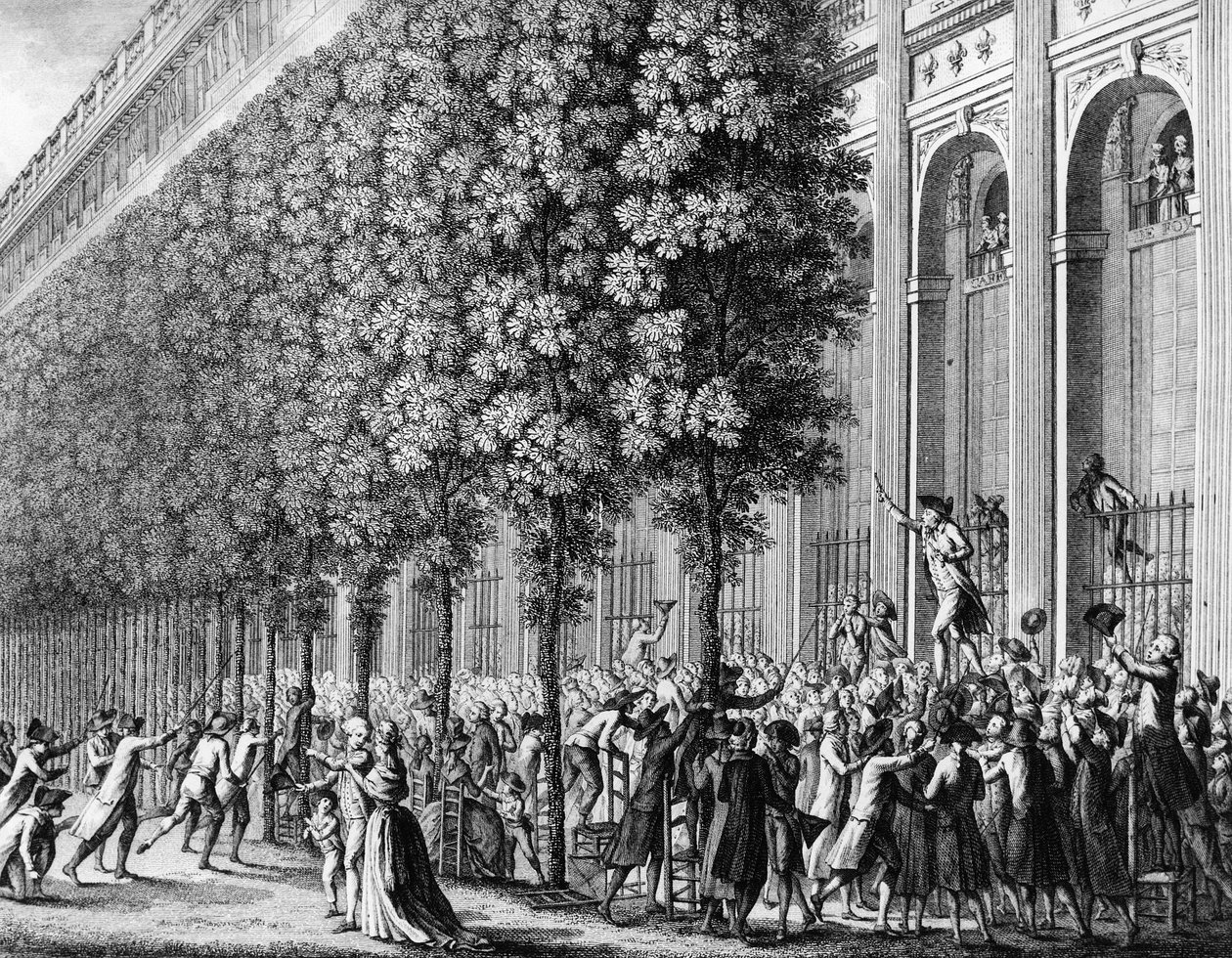 Francia forradalom: Camille Desmoulins (1760-1794) indítványa a királyi palotában 1789. július 12-én. Berthaut metszete Prior után. Párizs, a Forradalomtörténeti Intézet könyvtára alkotó: Jean Louis II (after) Prieur