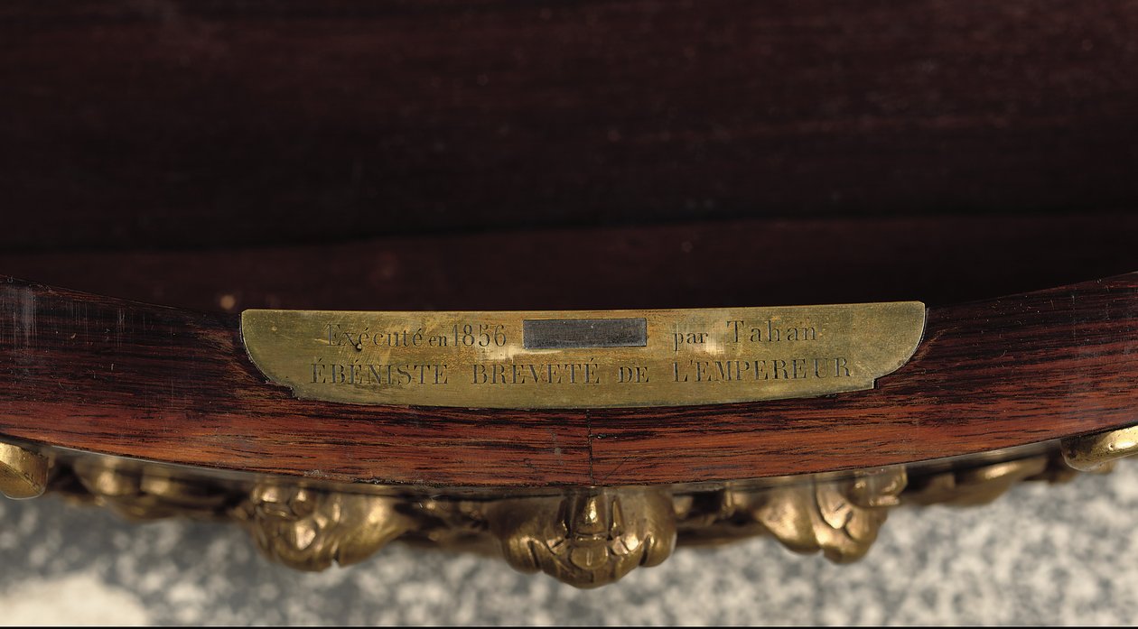 Részlet egy Napoleon III középső asztalról, 1856 körül (rózsafa és zománc) (lásd még: 476434 és 476435) alkotó: Jean Pierre Alexandre Tahan