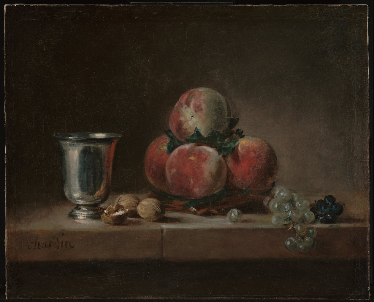 Csendélet őszibarackkal, ezüst serleggel, szőlővel és dióval alkotó: Jean Baptiste Simeon Chardin