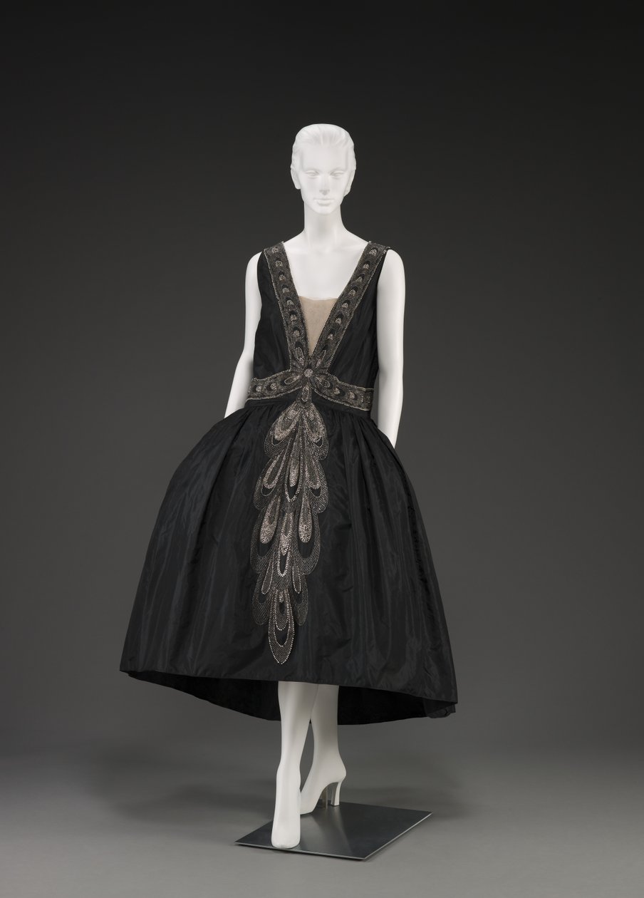 Estélyi ruha (Robe De Style) (vegyes technika) alkotó: Jeanne Lanvin