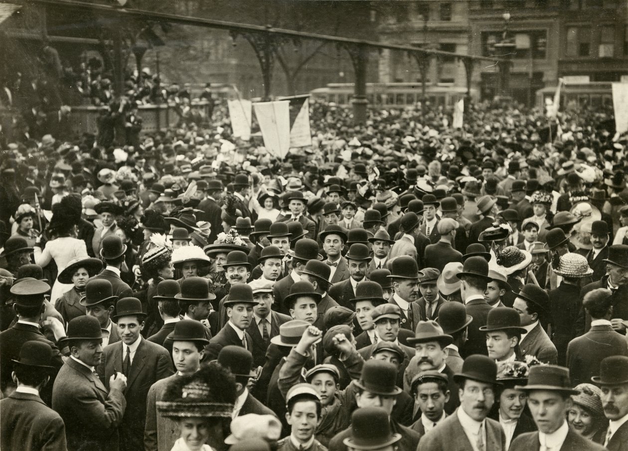Tömeg a Union Square-en a választójogi gyűlésen, 1905-1911 körül (zselatin ezüst fotó) alkotó: Jessie Tarbox Beals