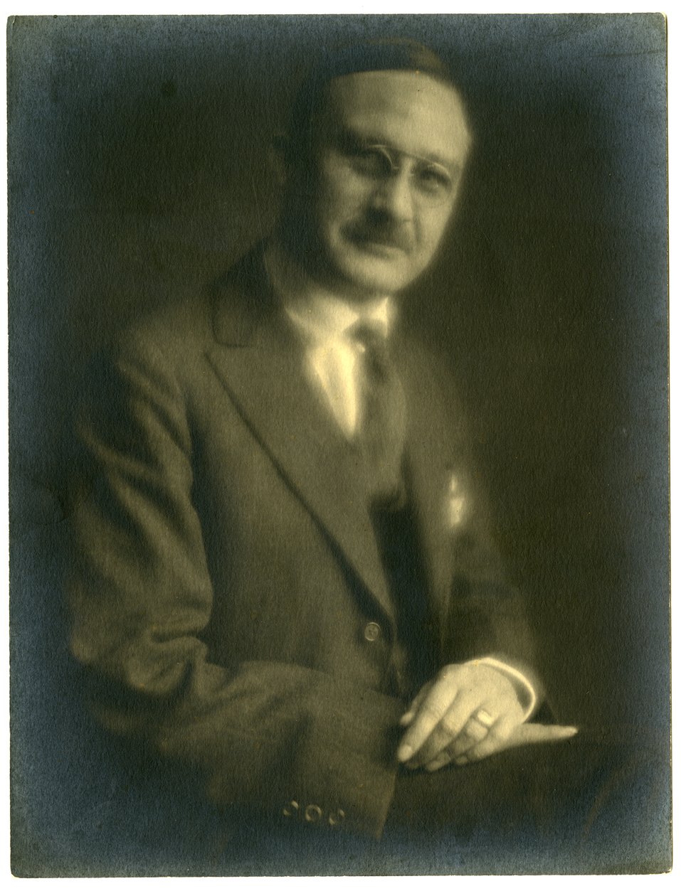 Hill Tolerton, 1905-20 körül (zselatin ezüst fotó) alkotó: Jessie Tarbox Beals