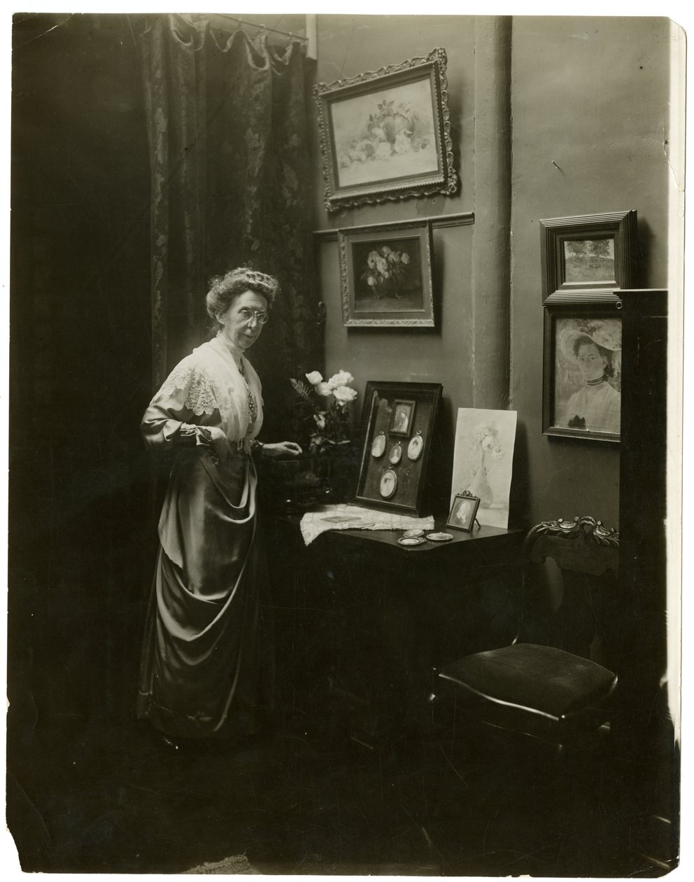 Wilmut kisasszony, 1905-1918 körül (zselatin ezüst fotó) alkotó: Jessie Tarbox Beals