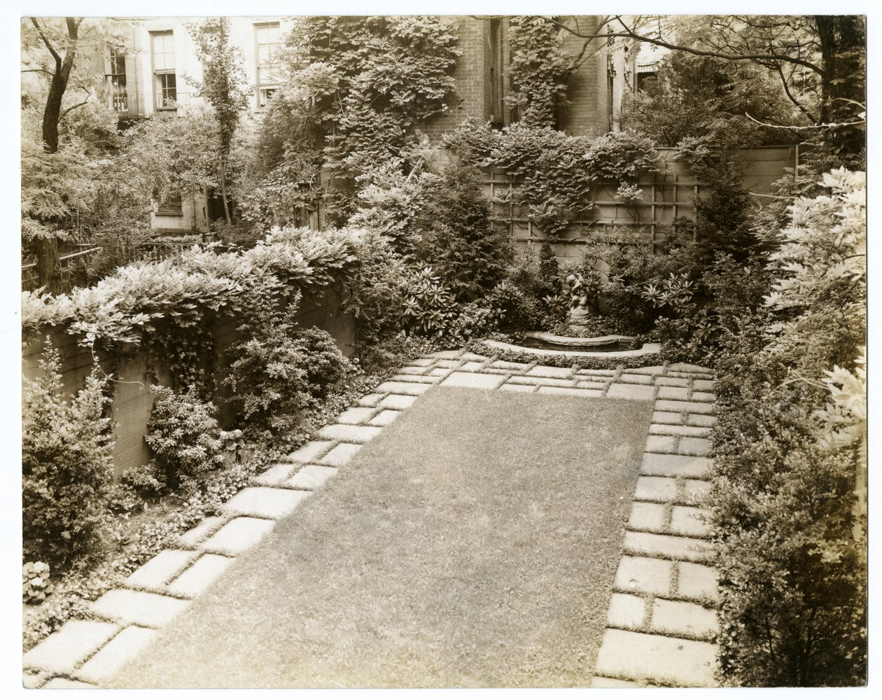 Mr & Mrs John Morgan, 39 W 11, 1938-39 körül (zselatin ezüst fotó) alkotó: Jessie Tarbox Beals