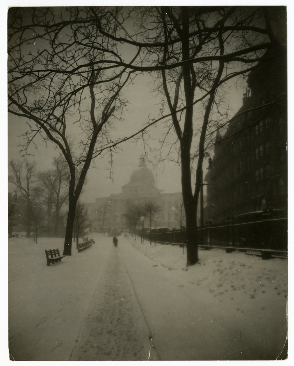 State House in Storm, Boston, USA, 1902-1910 körül (zselatin ezüst fotó) alkotó: Jessie Tarbox Beals