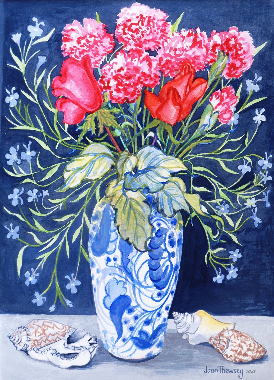 Rózsa, szegfű és lobélia kék és fehér vázában,3 kagyló textil 2011(vízfesték) alkotó: Joan Thewsey