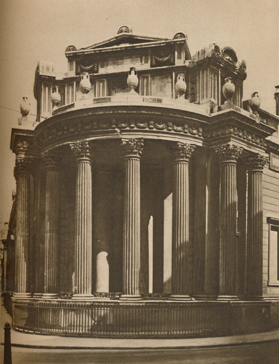 Tivoli Corner, Sir John Soanes remekmű a Bank of England-ben, 1935. alkotó: Joel
