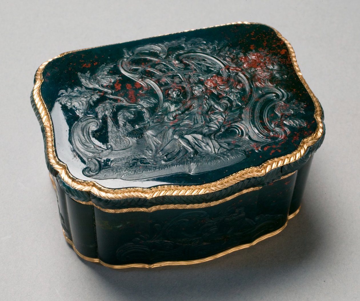 tubákdoboz, festette Carl Gustav Klingstedt (1657-1734), 1750 körül (aranyra szerelt faragott vérkő) alkotó: Johannes George (attr. to) Klette