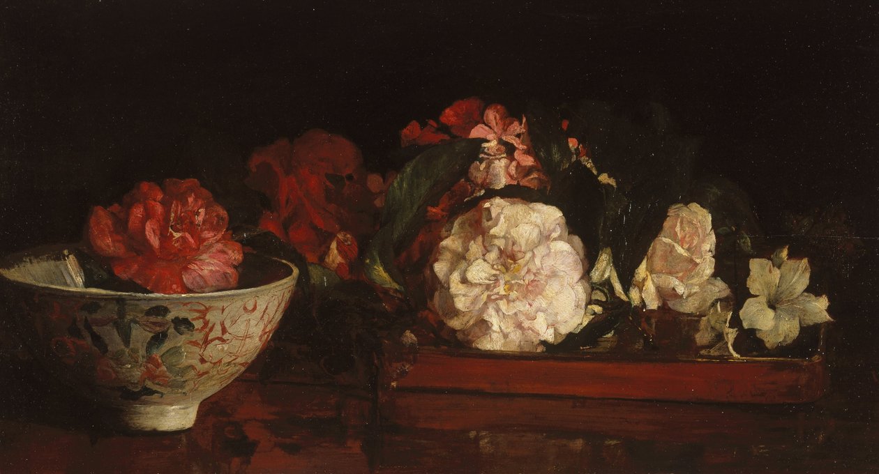 Virágok egy japán tálcán egy mahagóni asztalon alkotó: John La Farge or Lafarge