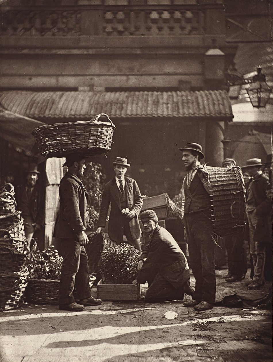 Covent Garden Labourers, 1876 (woodburytype) alkotó: John Thomson