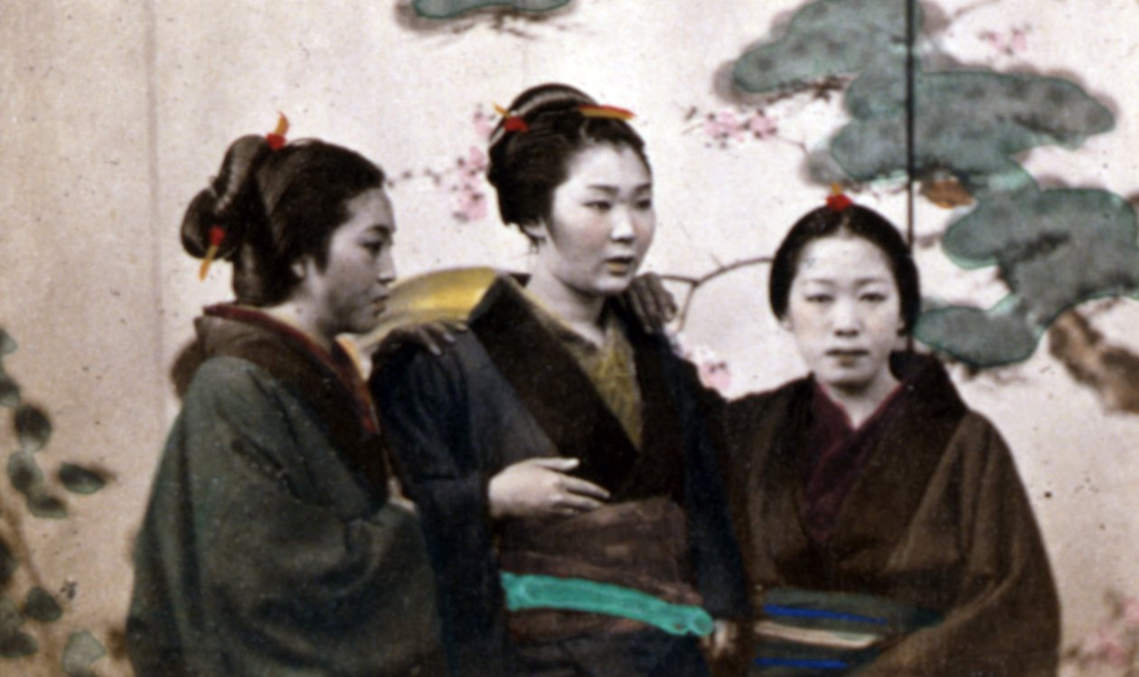 Japán nők, 1890 (kézzel színezett fotó) alkotó: John Thomson