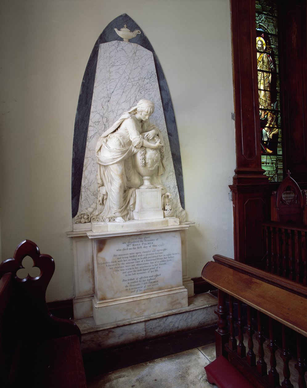 Emlékmű Rosa Palmernek a Rose Hallból, 1790 (márvány) alkotó: John Bacon