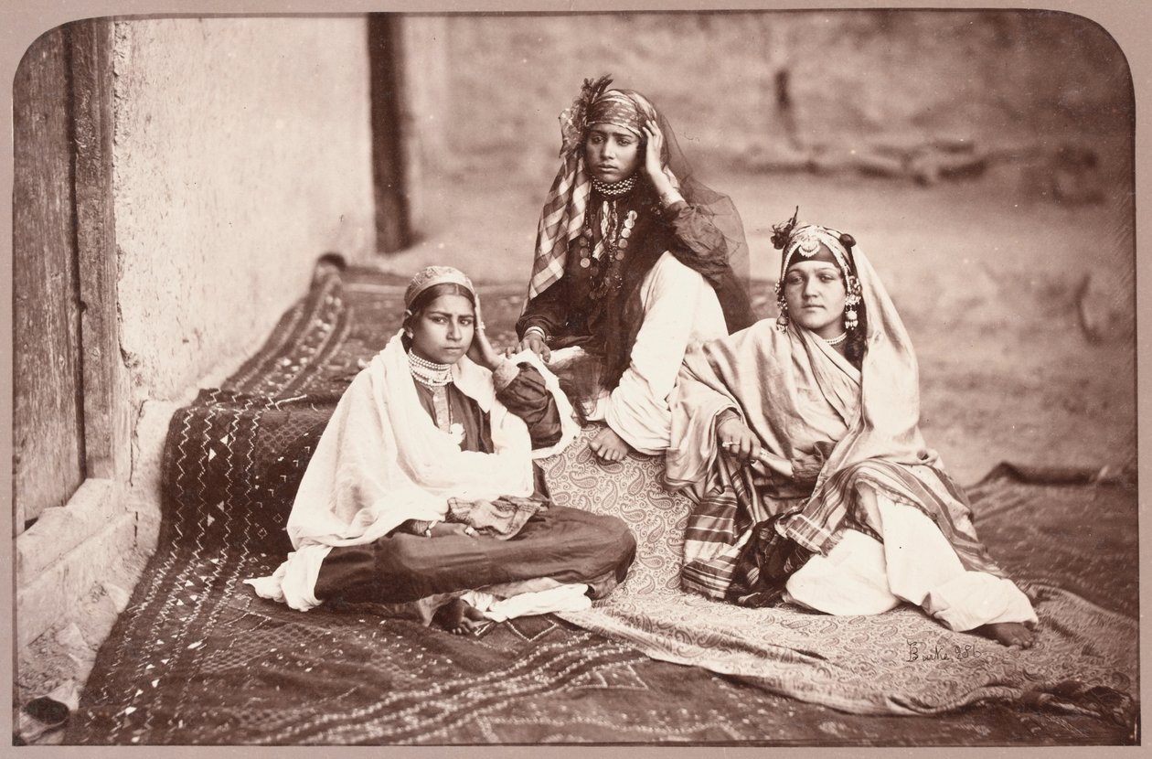 Nautch lányok, Kabul, 1879 alkotó: John Burke