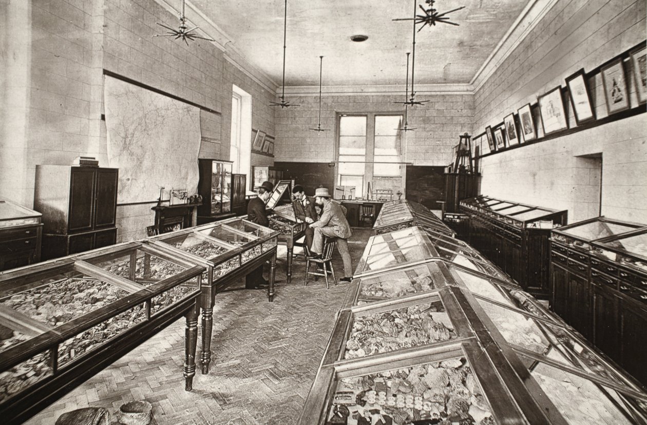 Múzeum, Camborne Mining School, illusztráció a „Mongst bányák és bányászok, vagy a Flash-Light földalatti jelenetei” című művéből, J.C. Burrows és William Thomas, pub. 1893 (szépia fotó) alkotó: John Charles Burrow
