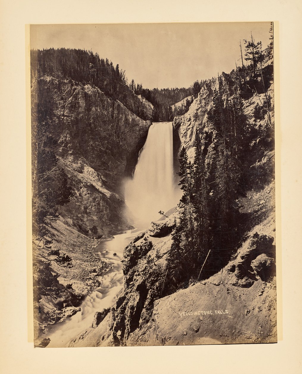 Yellowstone-vízesés alkotó: John K. Hillers