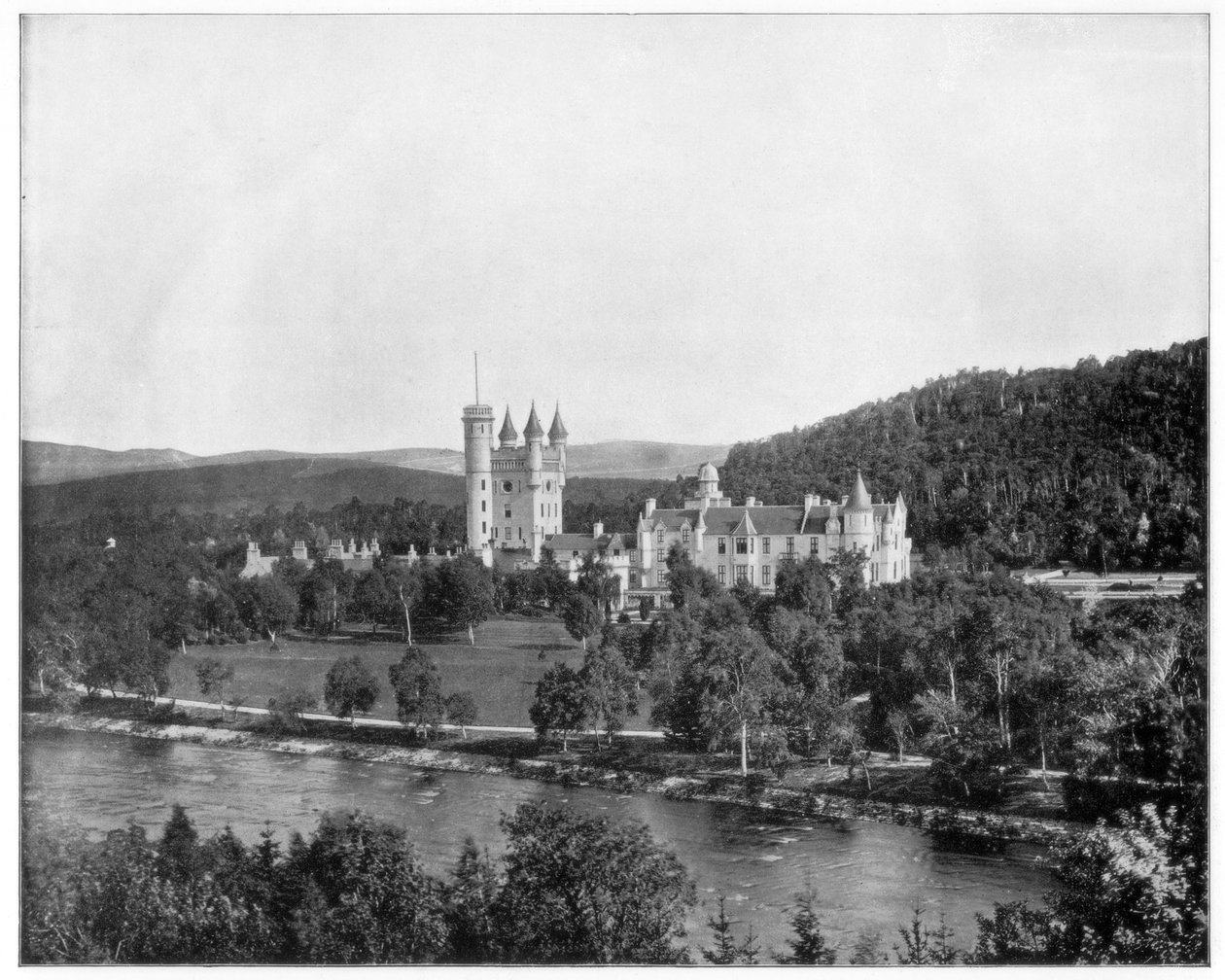 Balmoral kastély, Skócia, 19. század vége alkotó: John L. Stoddard