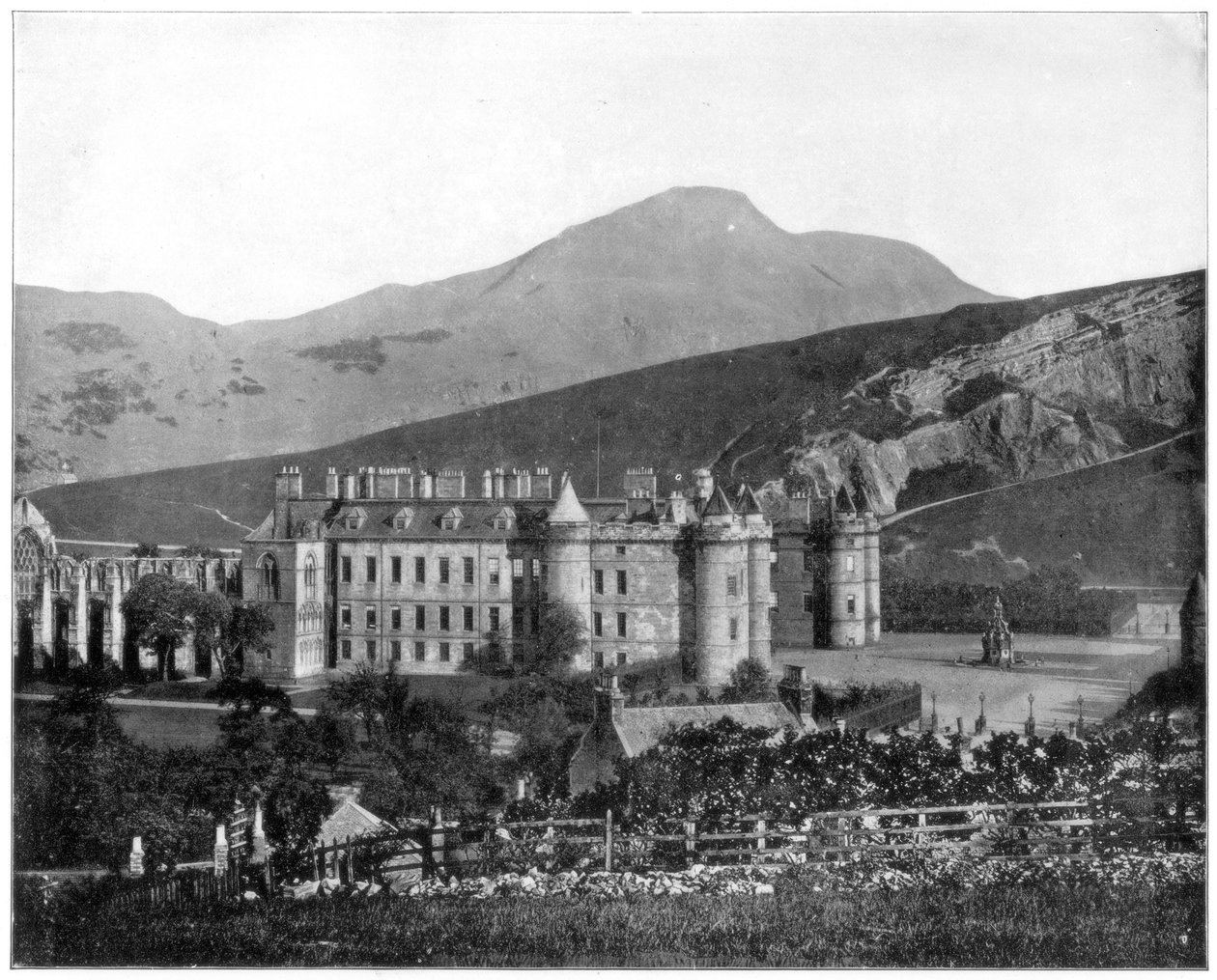Holyrood palota, Edinburgh, Skócia, 19. század vége alkotó: John L. Stoddard