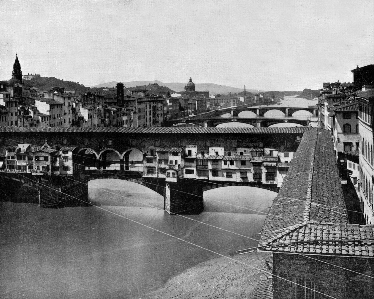 A Ponte Vecchio Firenzében, Olaszországban, régi híd az Arno folyón (f/w fotó) alkotó: John Lawson Stoddard