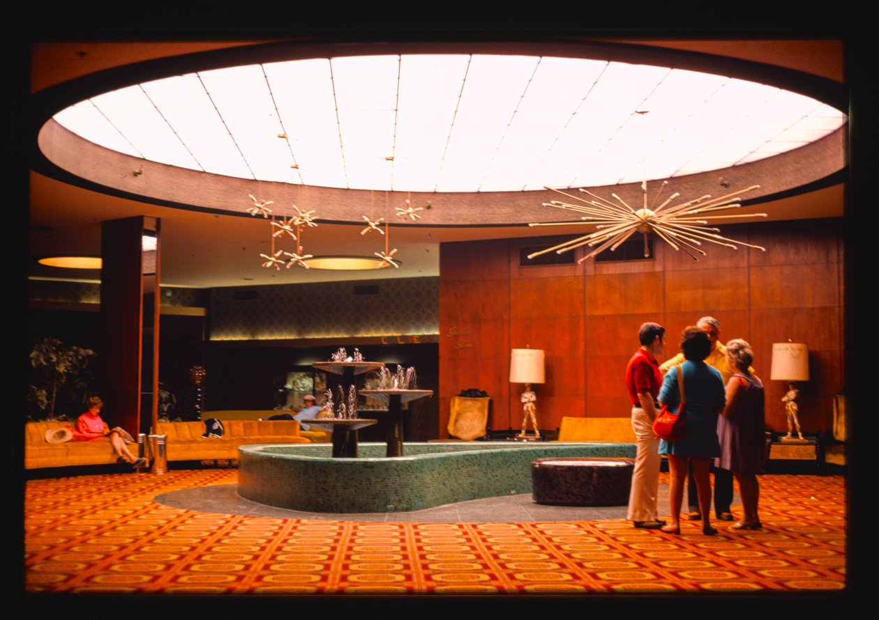 Nevele Hotel lobby, Wawarsing, New York, USA alkotó: John Margolies