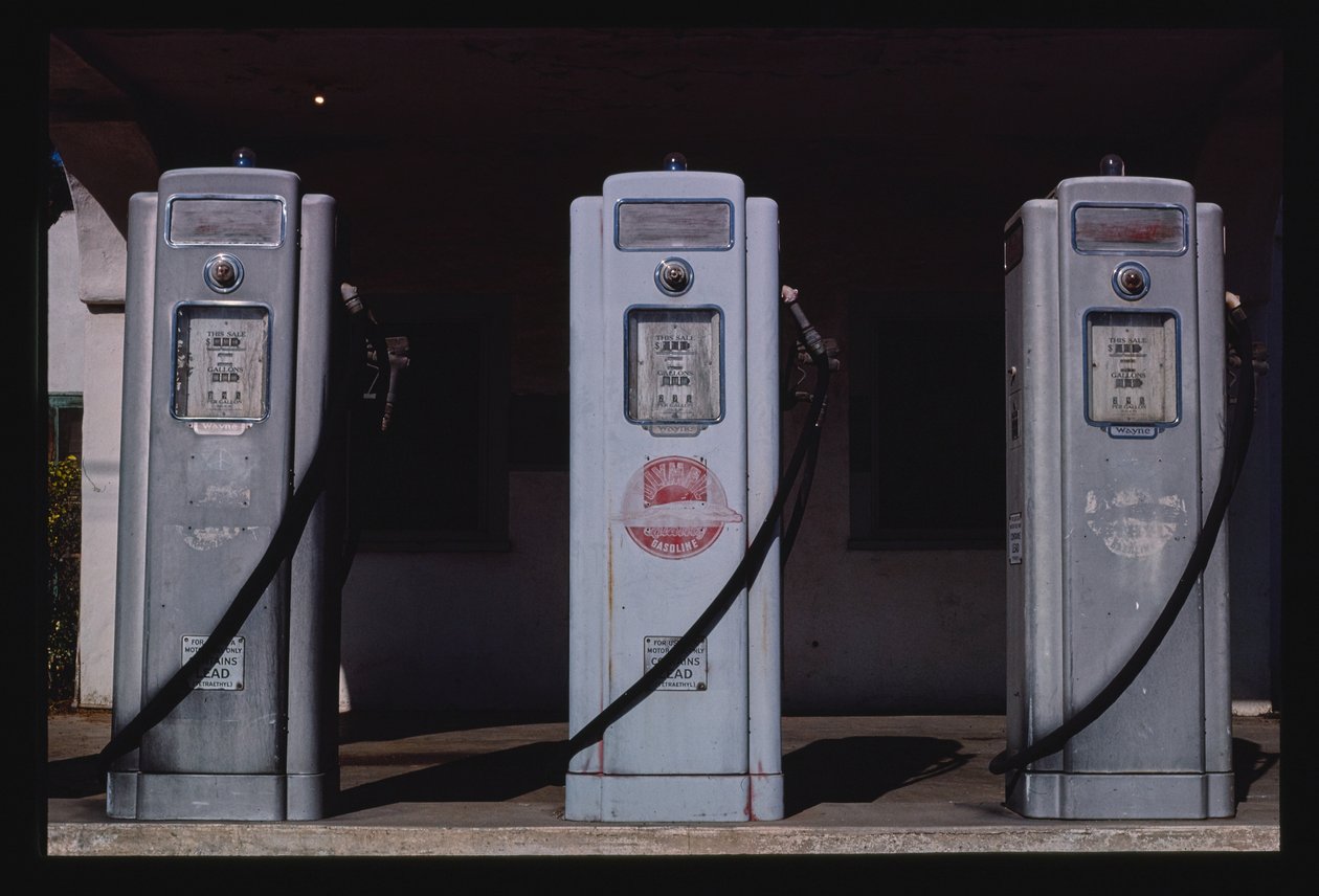 Olympic Gas Pumps, San Diego, Kalifornia, USA alkotó: John Margolies