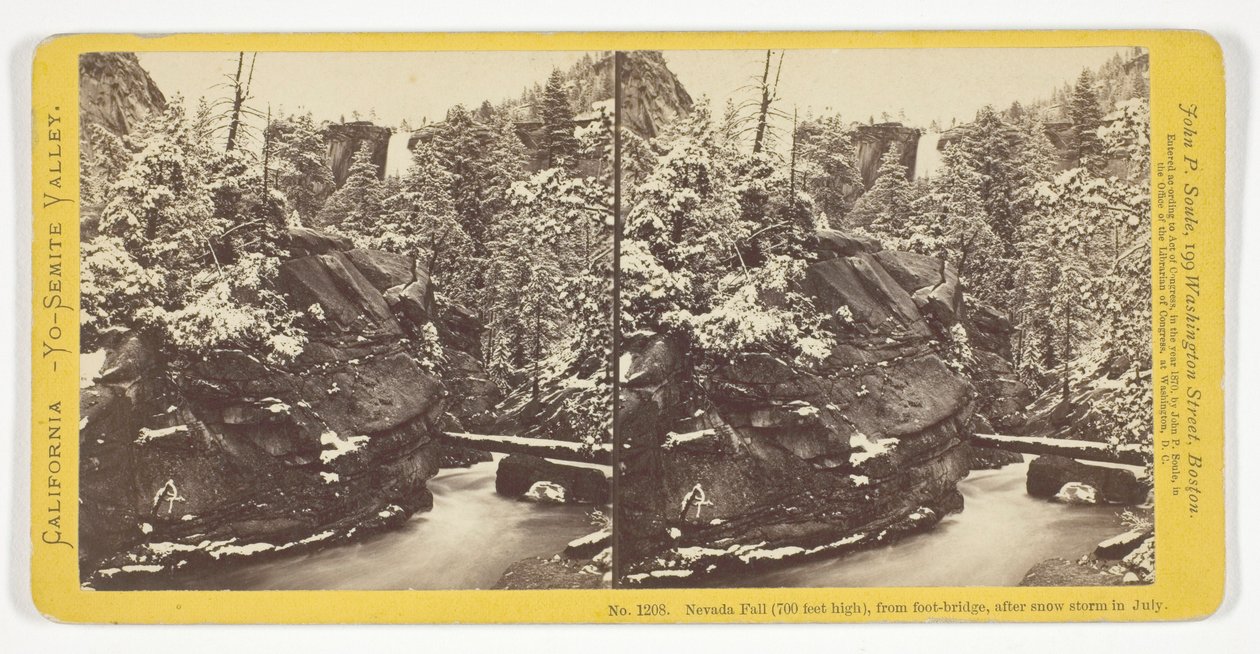 A Nevada-vízesés (700 láb magas), a gyaloghídról fényképezve, egy júliusi hóvihar után, a „Kalifornia – Yosemite-völgy” sorozat 1208. képe alkotó: John P. Soule