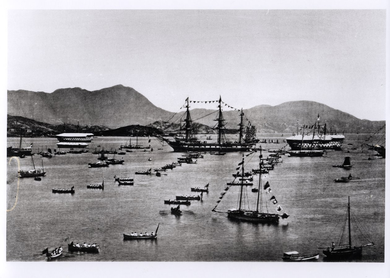 Kilátás a kikötőre, Hong Kong, J. Thomson 1873-ban megjelent „Illustrations de la Chine et de ses Habitants” című művéből alkotó: John Thomson