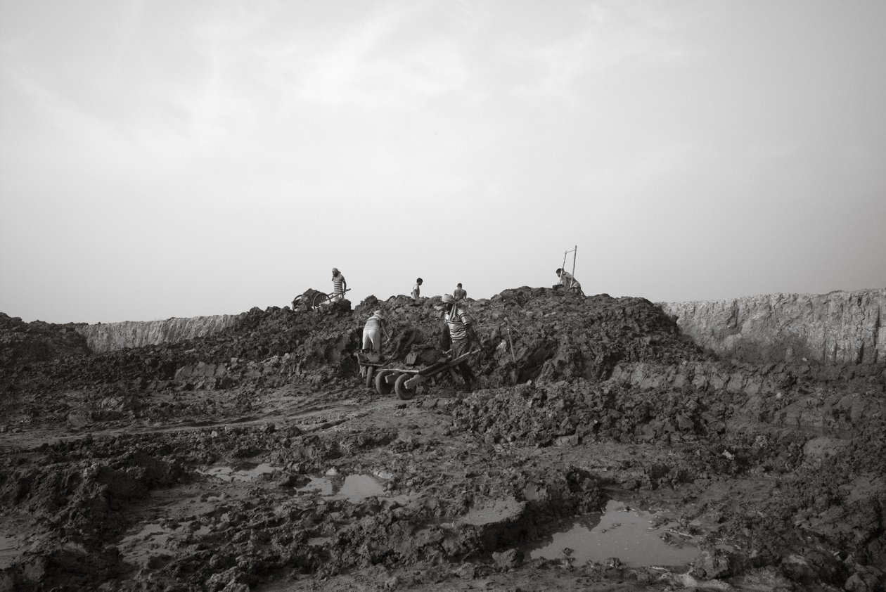 Téglagyárak Kalkuttában, India, 2016 (fotó) alkotó: Jon Nicholson