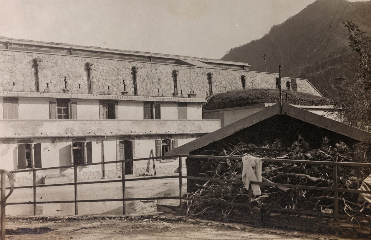 Album "Az én világháborúm – emlékek a délnyugati frontról Karintiában, Olaszországban, Trentino-Alto Adige" 1915.03.31-1918.12.11 - Josef Zohle Bécsje ": Chiusaforte erődje alkotó: Josef Zohles
