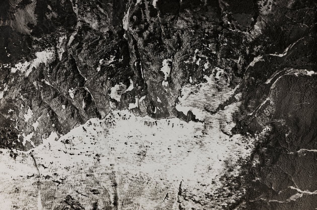 Album "Az én világháborúm – emlékek a délnyugati frontról Karintiában, Olaszországban, Trentino-Alto Adige" 1915.03.31-1918.12.11 - Josef Zohles Bécs ": légi felvétel a háborús övezetről alkotó: Josef Zohles