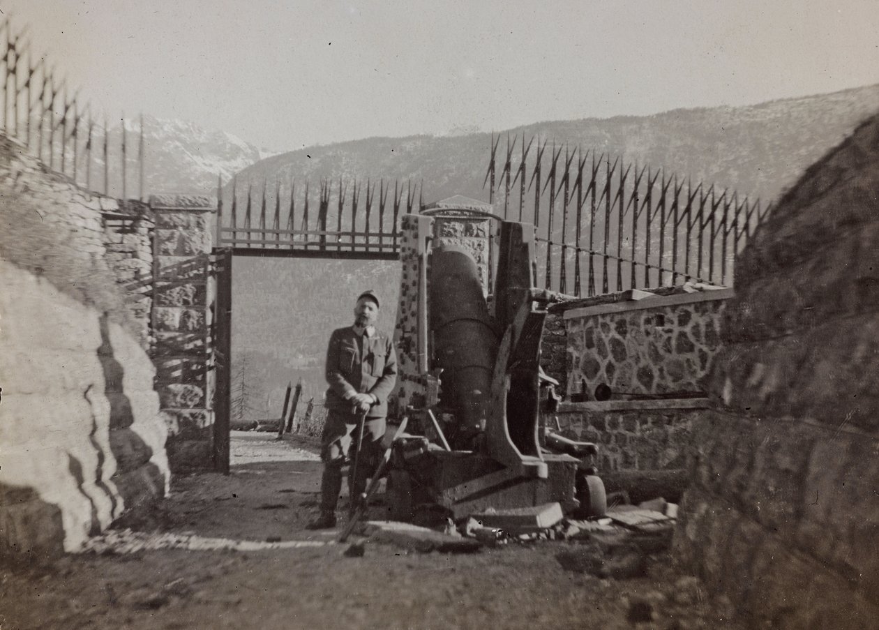Album "Az én világháborúm – emlékek a délnyugati frontról Karintiában, Olaszországban, Trentino-Alto Adige" 1915.03.31.-1918.12.11. - Josef Zohle Bécsje ": katona egy erődben ( alkotó: Josef Zohles