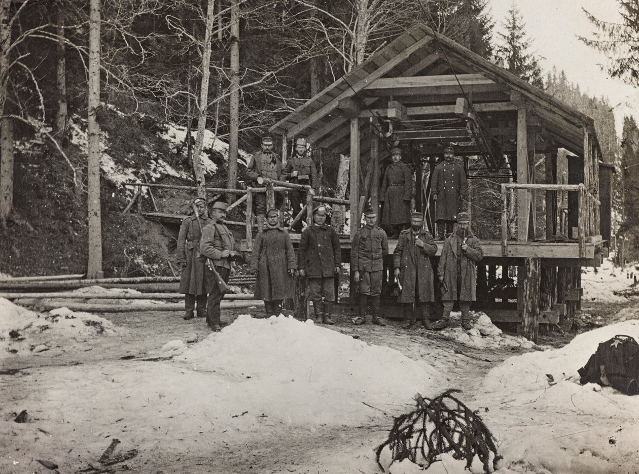 Album "Az én világháborúm – emlékek a délnyugati frontról Karintiában, Olaszországban, Trentino-Alto Adige" 1915.03.31-1918.12.11 - Josef Zohles Bécs ": katonák kábel előtt alkotó: Josef Zohles